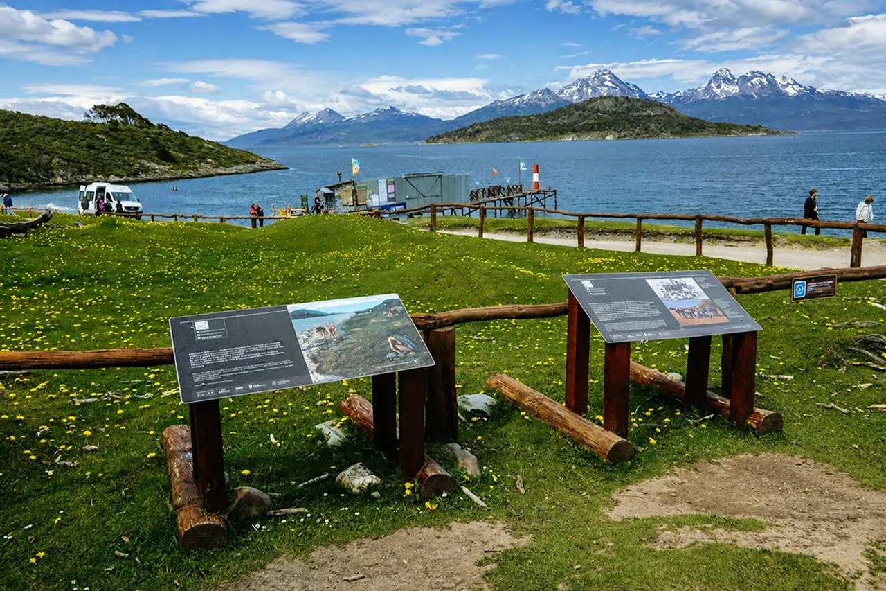 Ushuaia shore excursion — Tierra del Fuego National Park and the End of the World Train — image 5